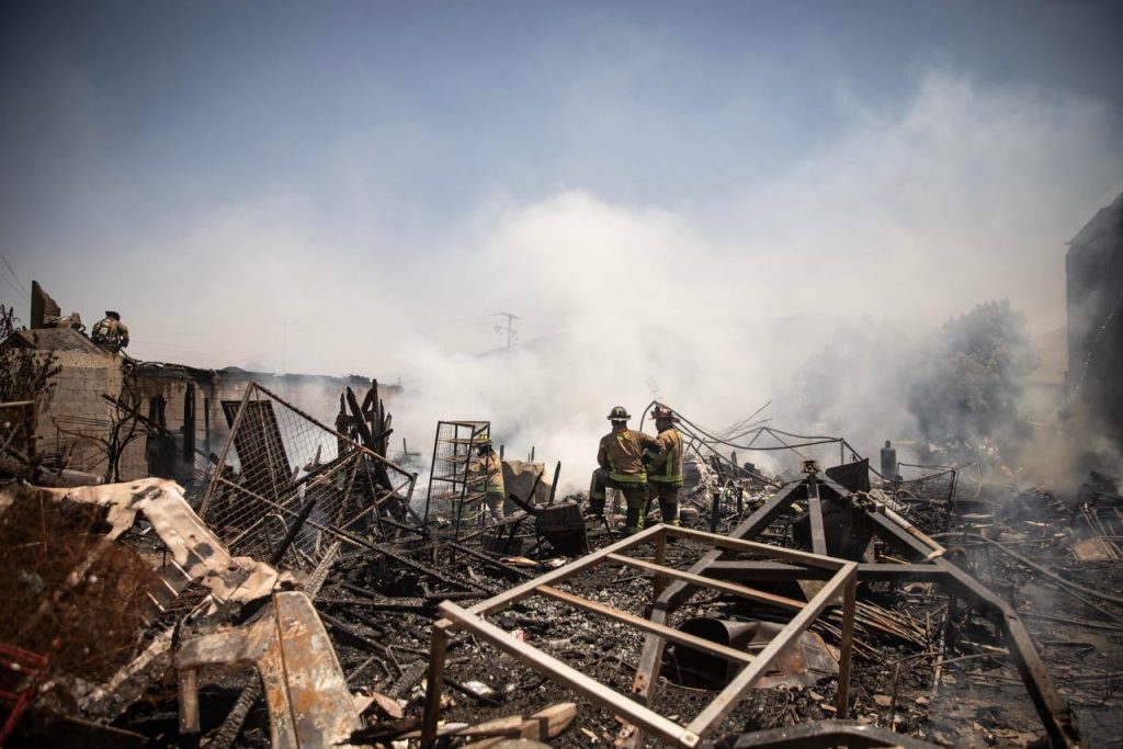 INCENDIO CONSUME CINCO VIVIENDAS EN LA COLONIA EL TRABAJO.