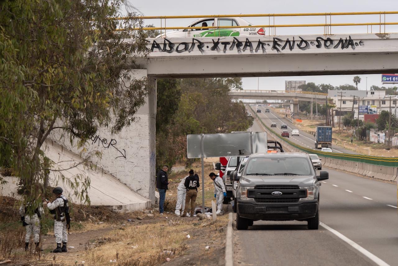 HALLAN A HOMBRE MUERTO SOBRE LA ESCÉNICA
