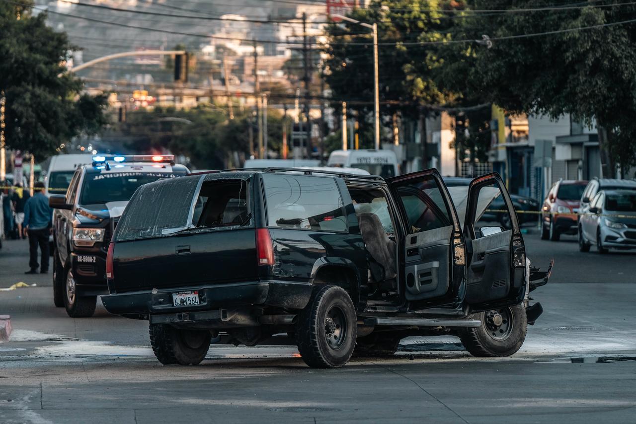 PERSECUCIÓN EN ZONA CENTRO DEJA DOS DETENIDOS Y UNA PAREJA LESIONADA