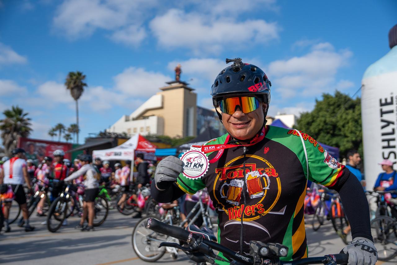 MÁS DE 800 PARTICIPANTES EN EL “PASEO CICLISTA MILTON CANO” RECAUDARON FONDOS PARA ESCUELAS VULNERABLES