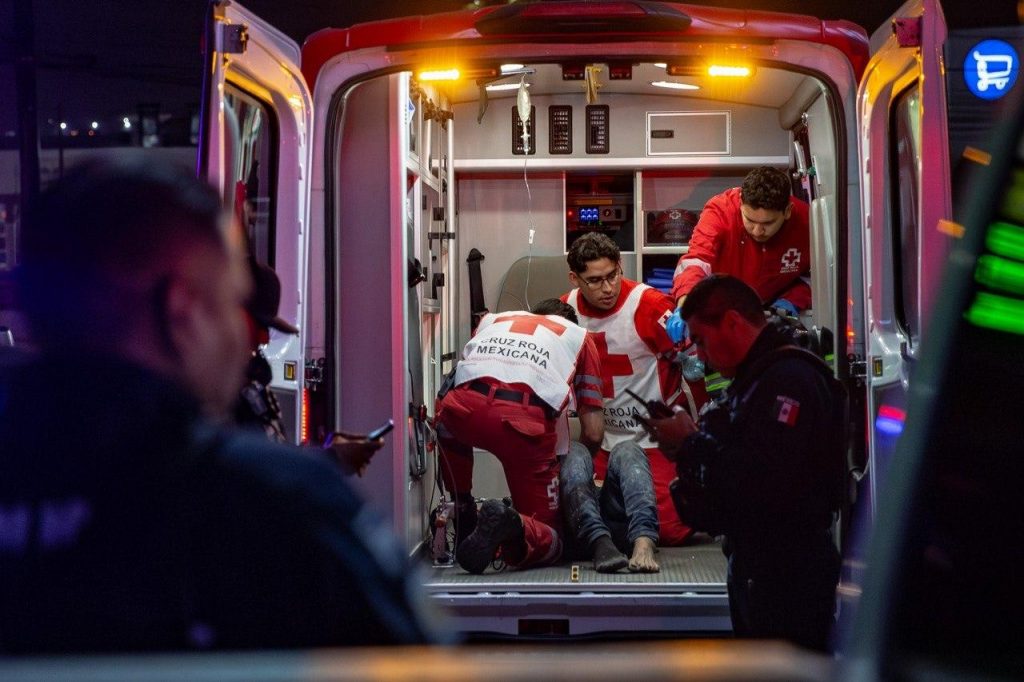 ATAQUE ARMADO EN PINOS AGÜERO DEJA UNA MUJER MUERTA Y DOS HOMBRES HERIDOS.