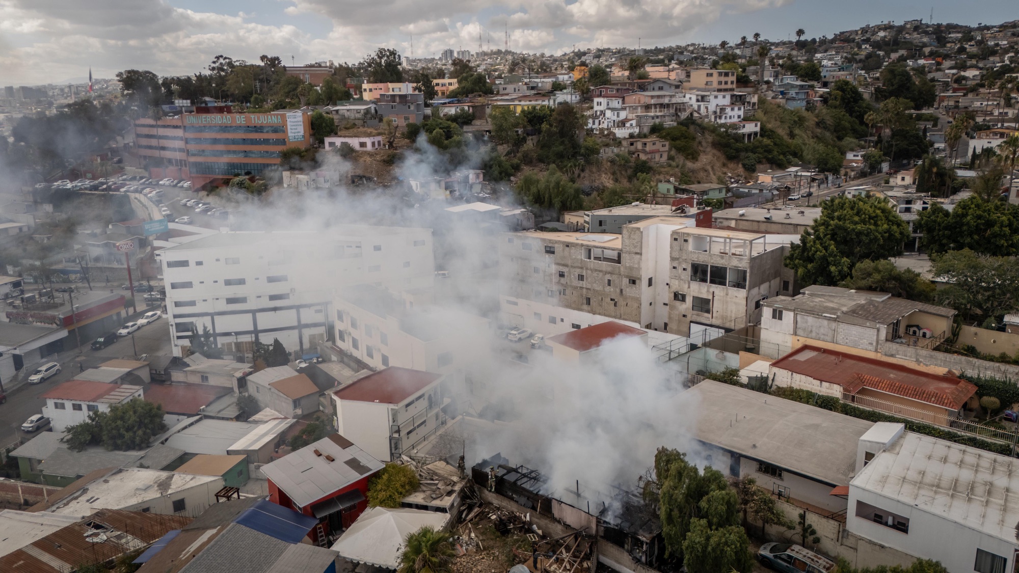 INCENDIO DEJA PÉRDIDA TOTAL EN UNA VIVIENDA DE LA COLONIA CASTILLO