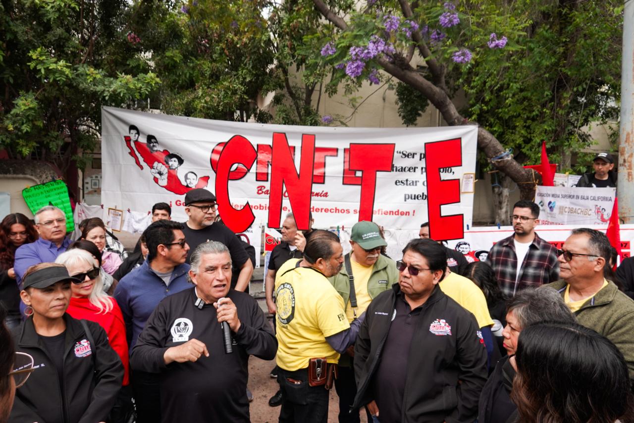 CNTE EN BAJA CALIFORNIA ADVIERTE POSIBLE PARO NACIONAL INDEFINIDO