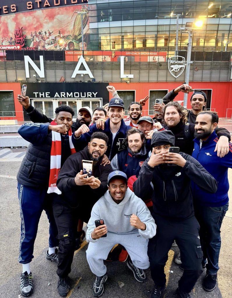 ARSENAL ROMPE SU MALDICIÓN Y VUELVE A SER CAMPEÓN DE INGLATERRA.