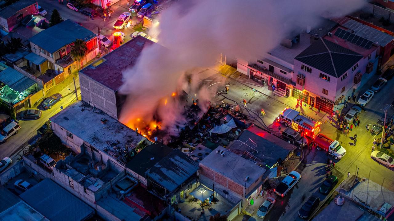 INCENDIO DESTRUYE VIVIENDA EN LA COLONIA ALTIPLANO
