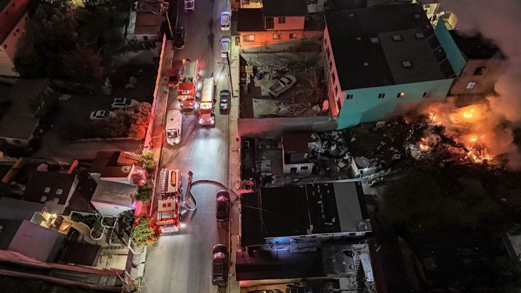 EVITAN PROPAGACIÓN DEL INCENDIO.
