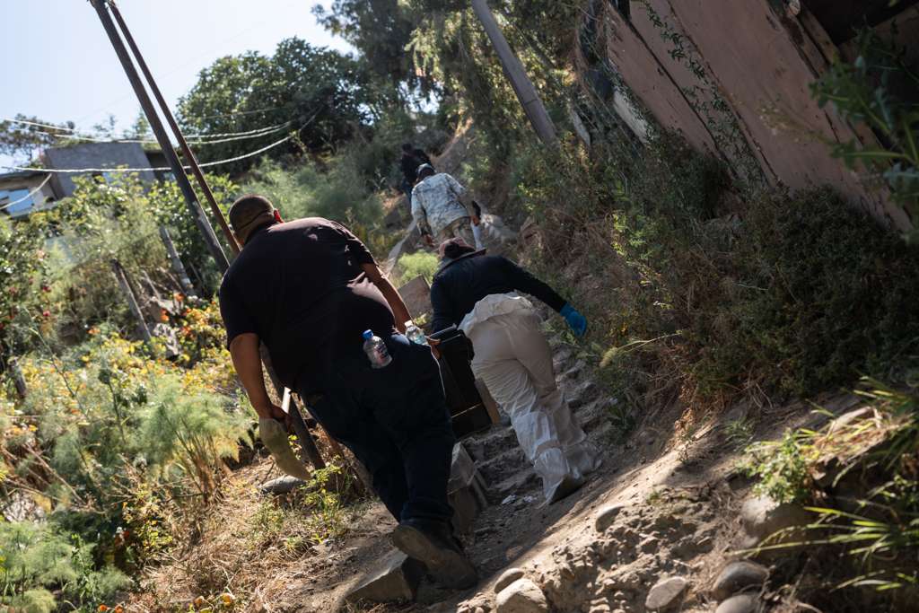 LOCALIZAN CUERPO EN FOSA CLANDESTINA EN LA COLONIA LÁZARO CÁRDENAS.