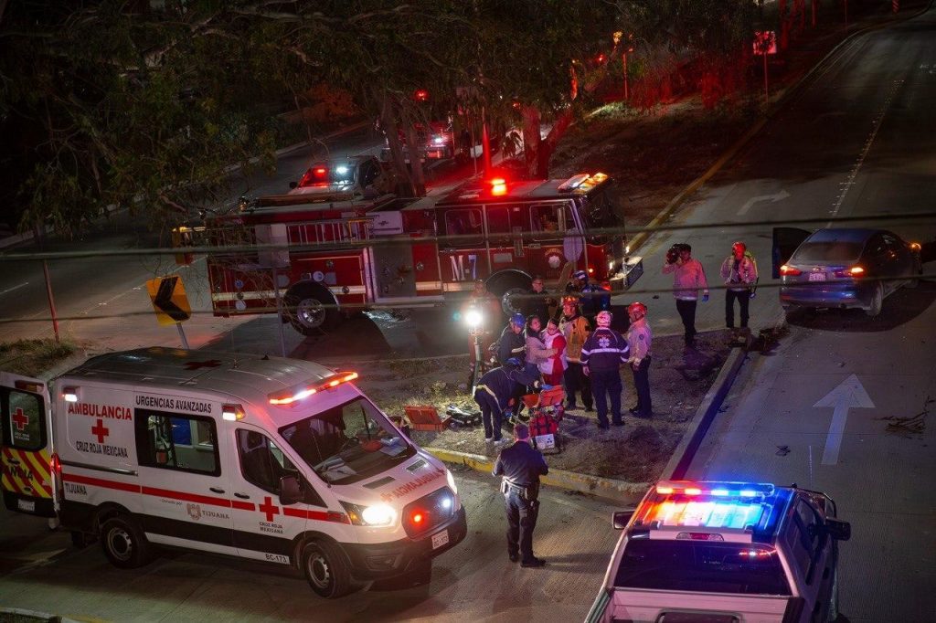 MADRE E HIJO LESIONADOS TRAS SALIRSE DEL CAMINO EN EL BULEVAR PERIFÉRICO