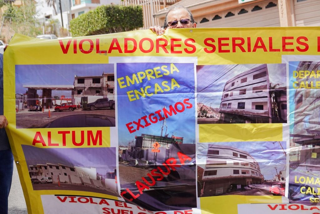 VECINOS DENUNCIAN IRREGULARIDADES EN DESARROLLO HABITACIONAL.