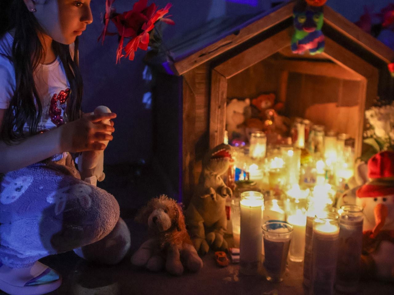 VECINOS PIDEN JUSTICIA POR BEBÉ SIN VIDA EN VALLES DEL SOL