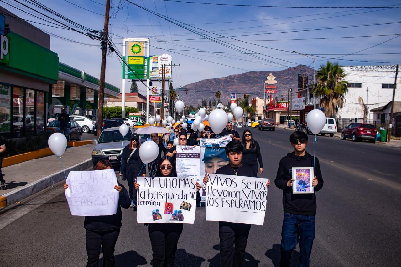 MARCHAN EN SILENCIO EN TECATE PARA EXIGIR JUSTICIA POR MENORES VÍCTIMAS DE DELITOS