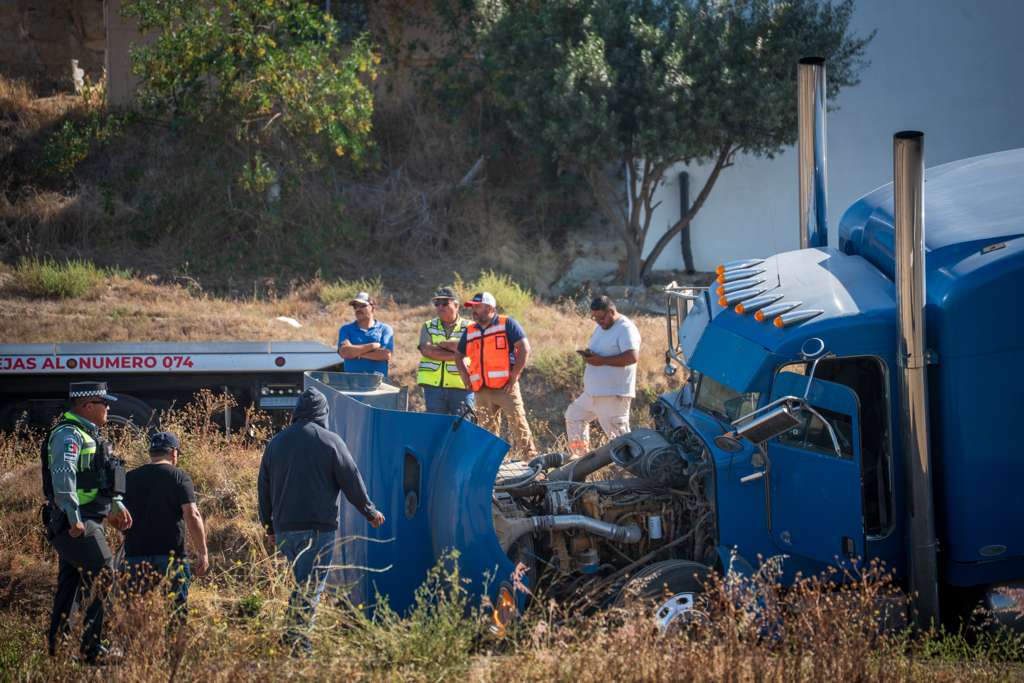 CIRCULACIÓN FUE SUSPENDIDA DE MANERA TEMPORAL.