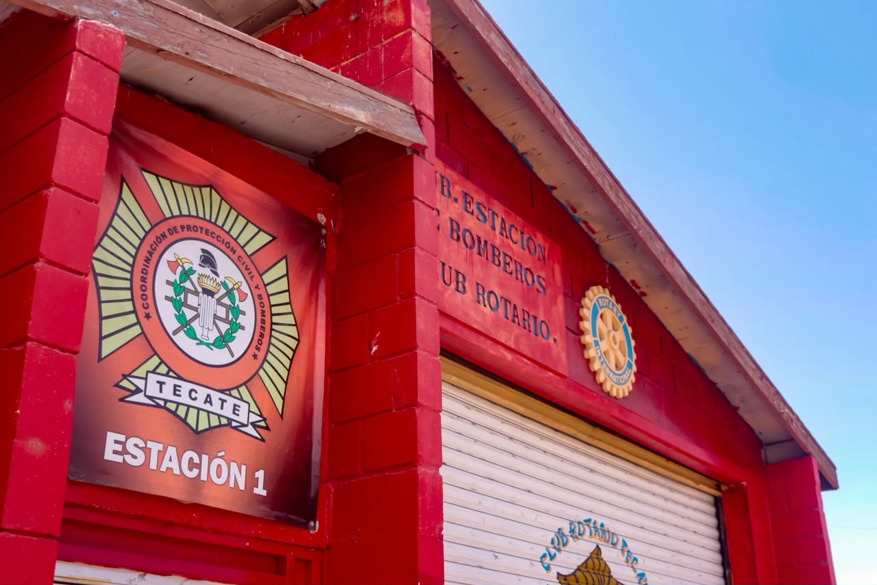 RETIRAN A BOMBEROS DE TECATE UNIDAD EXTINTORA QUE HABÍA SIDO PRESENTADA COMO DONACIÓN