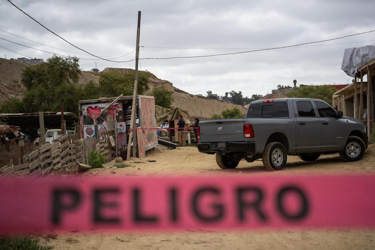 HALLAZGO DE UN HOMBRE SIN VIDA DENTRO DE UNA CAMIONETA ABANDONADA