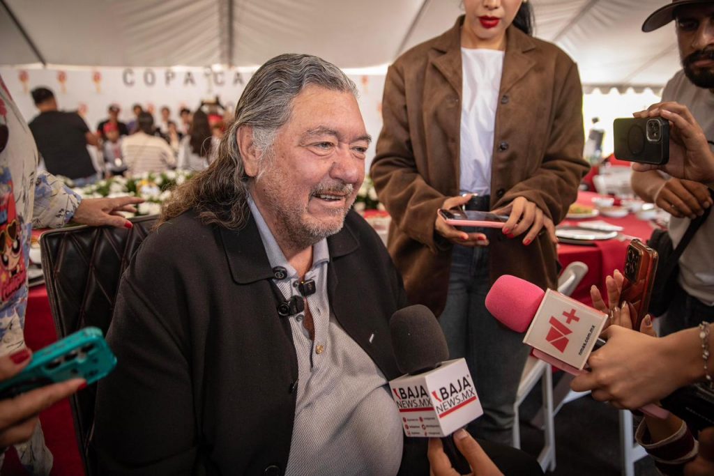 JORGE HANK RHON RECONOCE PROYECCIÓN DE GILBERTO MORA
