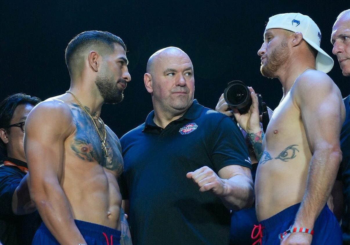 PESAJE EXITOSO; TODO LISTO PARA DISFRUTAR DE UFC FREEDOM 250