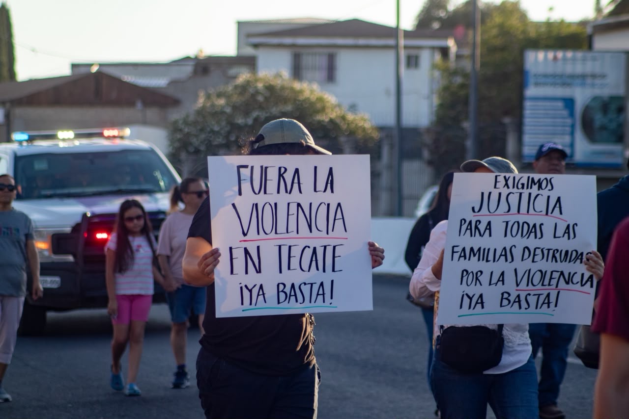 MARCHAN EN TECATE PARA EXIGIR UN ALTO A LA VIOLENCIA