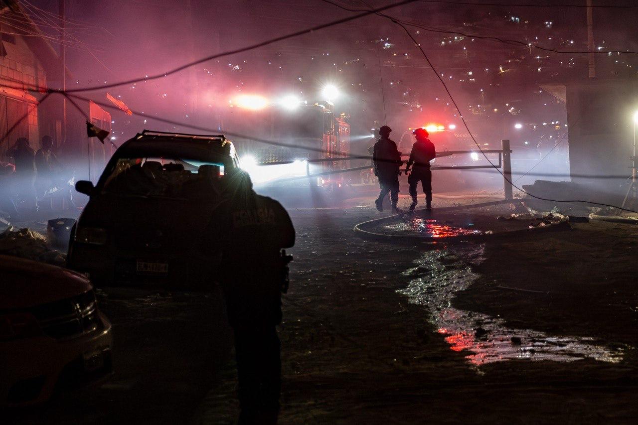INCENDIO ARRASA CON VIVIENDAS EN ASENTAMIENTO IRREGULAR DE TERRAZAS DEL VALLE