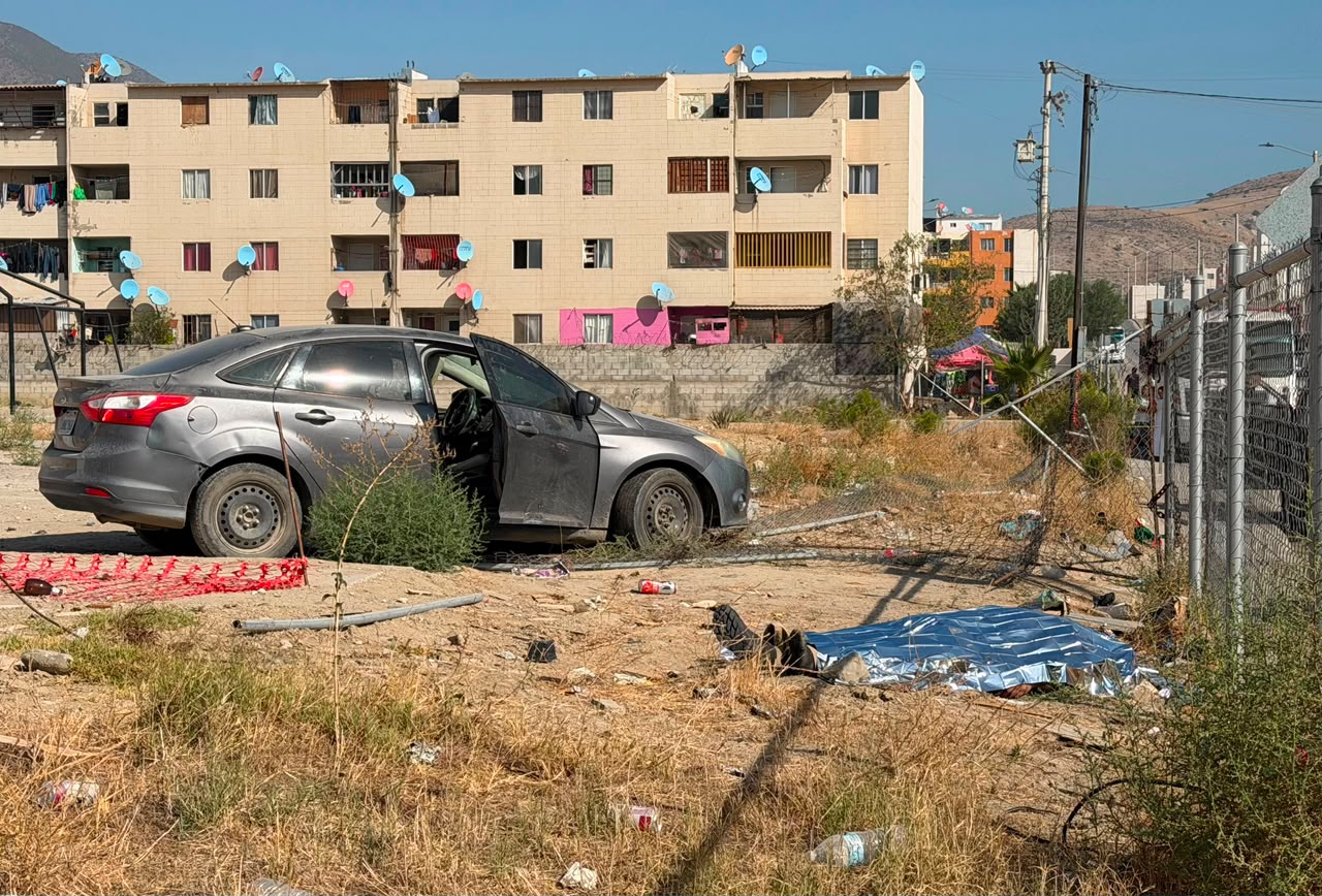MENOR DE EDAD ATROPELLA Y MATA A HOMBRE EN RESIDENCIAL MARGARITAS