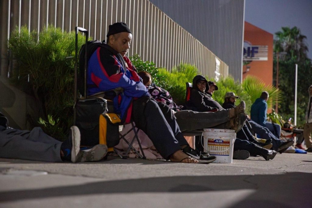 MÁS DE 1500 ADULTOS MAYORES BUSCAN EL APOYO.