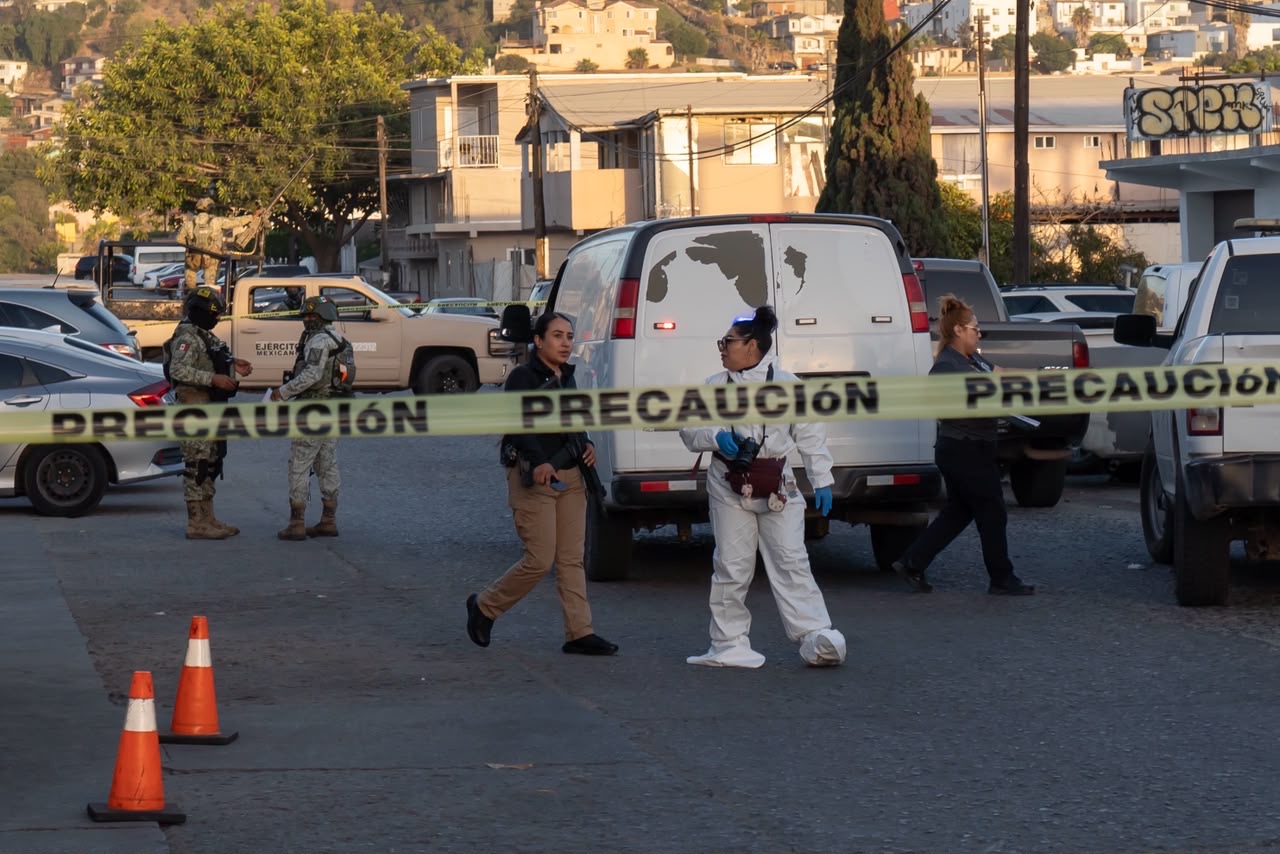 BALEAN A HOMBRE DENTRO DE UN PREDIO EN LA COLONIA LIBERTAD