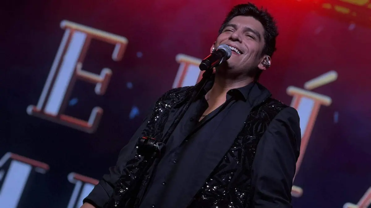 ESPECTACULAR REGRESO: ELÍAS MEDINA LLEGA A TIJUANA Y QUEDAN SOLO 100 BOLETOS VIP