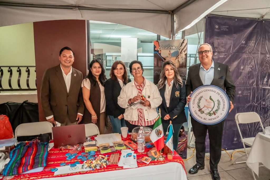 "ROSARITO TE ACOMPAÑA" FERIA PARA ACERCAR SERVICIOS GRATUITOS A PERSONAS EXTRANJERAS.