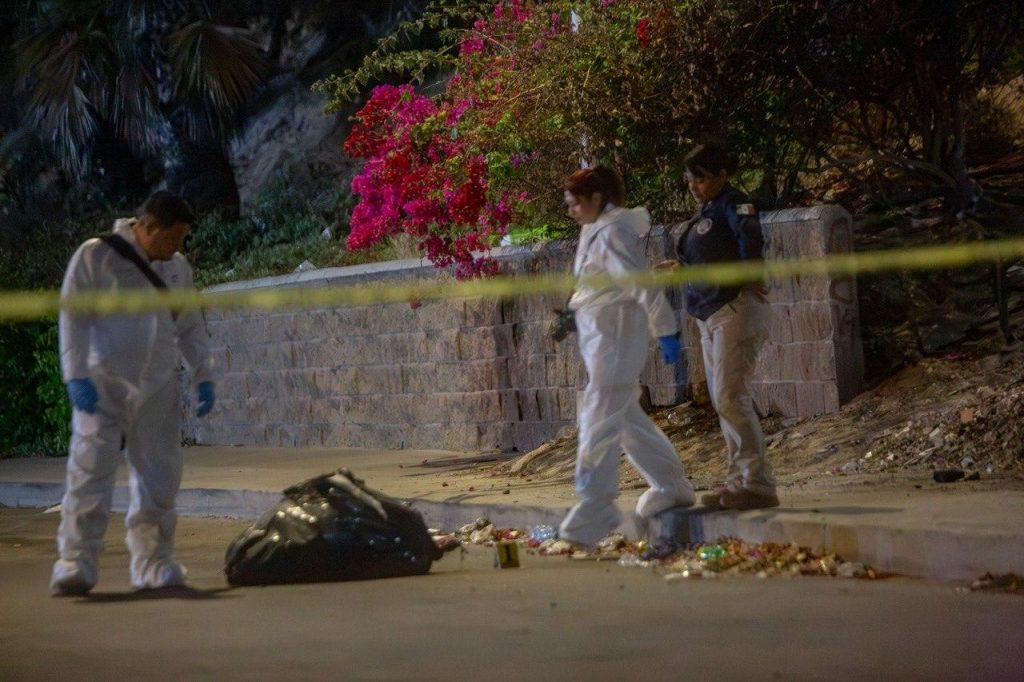 HALLAZGO DEL CUERPO DE UN HOMBRE DENTRO DE UNA BOLSA EN LA COLONIA LOS SANTOS.
