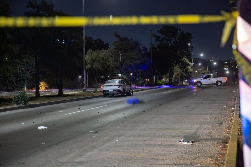 HOMBRE MUERE TRAS SER ATROPELLADO EN EL PERIFÉRICO.