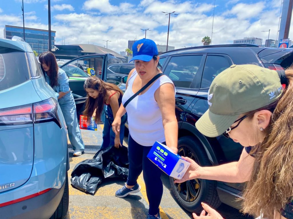 COMUNIDAD VENEZOLANA PREPARA ENVÍO DE MÁS DE 10 TONELADAS DE AYUDA.