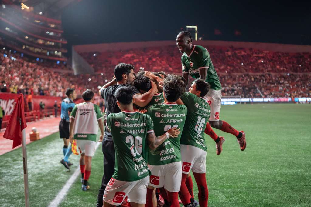 GIL MORA SE REINTEGRA A LA CONVOCATORIA DE XOLOS.