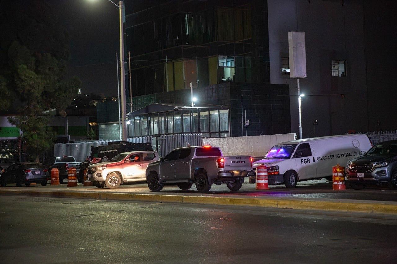 REFUERZAN VIGILANCIA EN SEDES DE LA FGR TRAS ALERTA EN BAJA CALIFORNIA