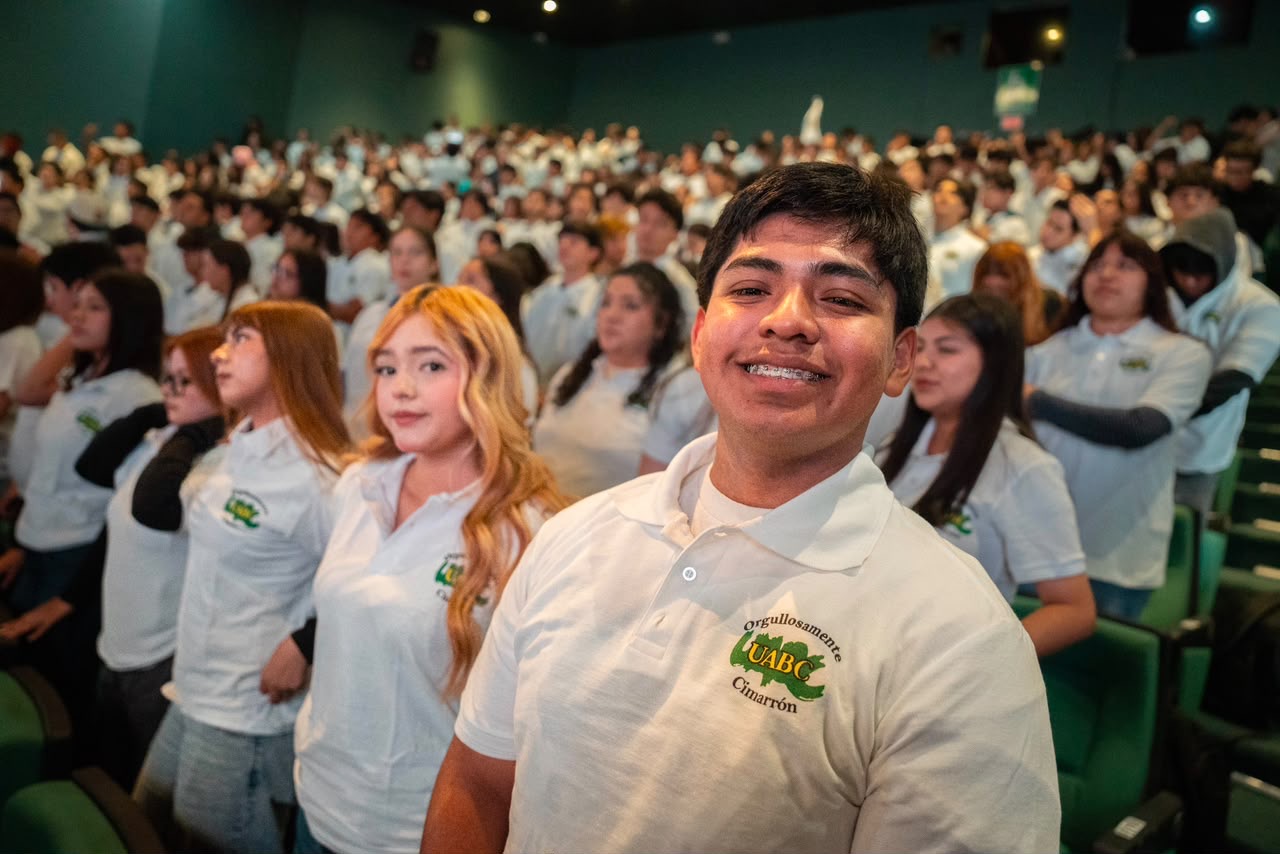 UABC RECIBE A MÁS DE 4 MIL 800 NUEVOS ALUMNOS