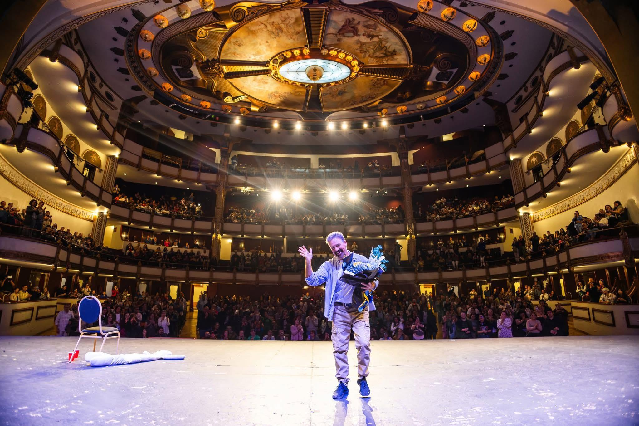 ARI TELCH HABLARÁ DE SALUD MENTAL DESDE EL TEATRO CON “D’MENTE”