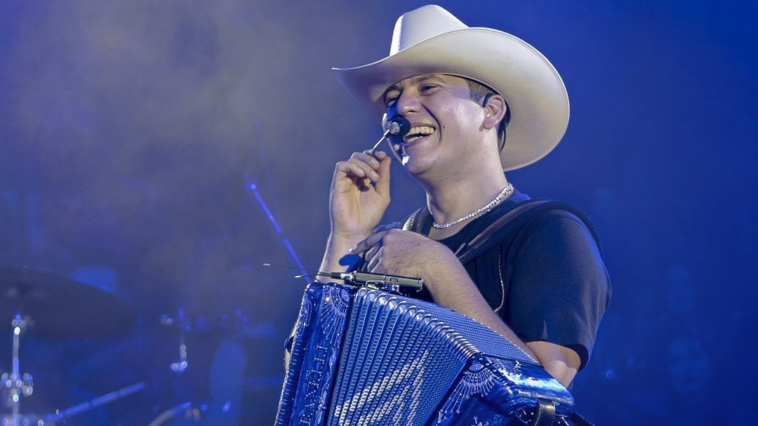 REMMY VALENZUELA LLEGA AL PALENQUE DE TIJUANA EN LA FERIA NACIONAL 2026