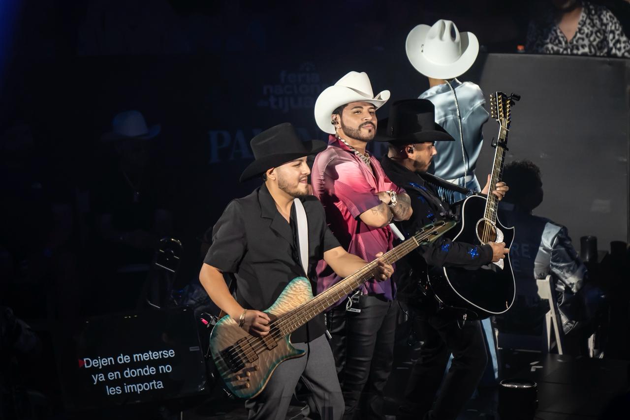 GRUPO FIRME ABRE EL PALENQUE DE TIJUANA CON UNA NOCHE ANTE MILES DE FANS