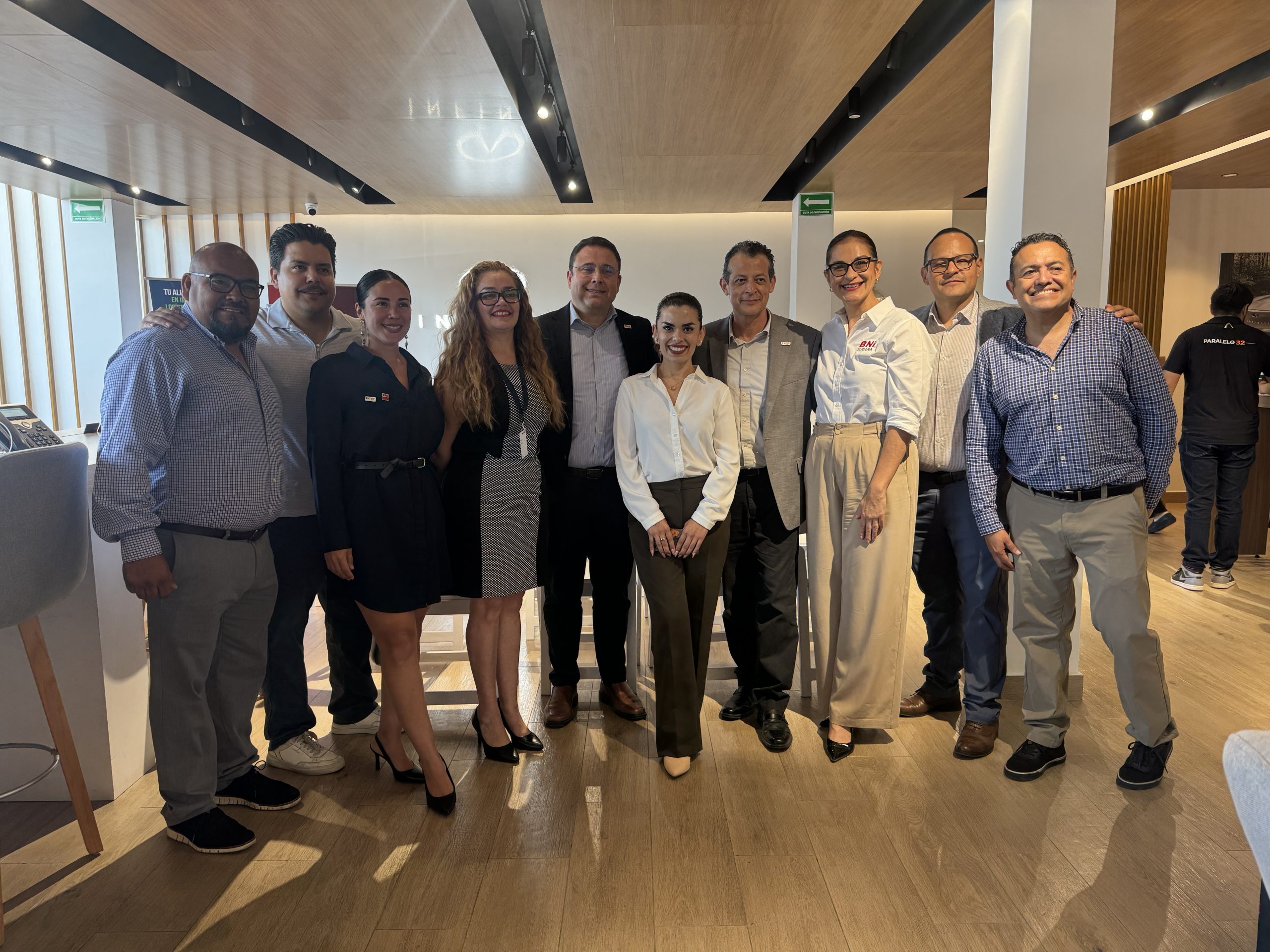 INSPIRADOR BNI NIGHTS LLEGA A TIJUANA CON MEMO SERRANO PARA FORTALECER EL LIDERAZGO EMPRESARIAL
