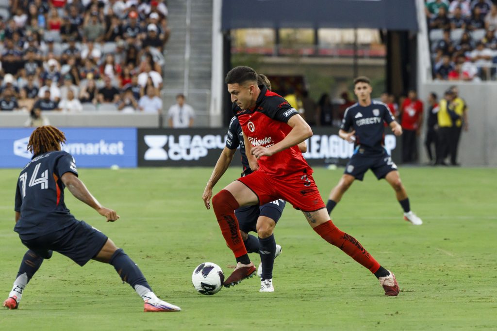 Rafael Fernández en la derrota de Xolos ante San Diego FC.