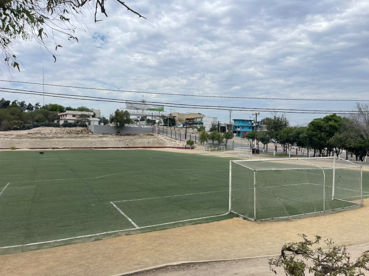 JÓVENES FUTBOLISTAS DENUNCIAN PRESUNTO FRAUDE Y BUSCAN APOYO PARA VIAJAR A TORNEO EN COLOMBIA