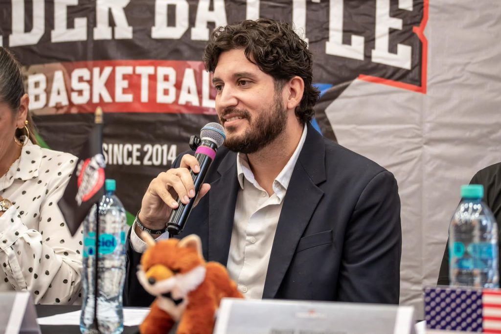 Antonio Villa, comisionado técnico nacional de básquetbol universitario.