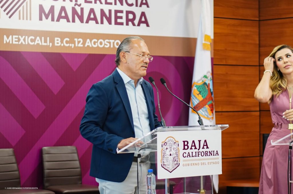 FUNCIONARIOS ANALIZAN POSIBLES CANDIDATURAS.