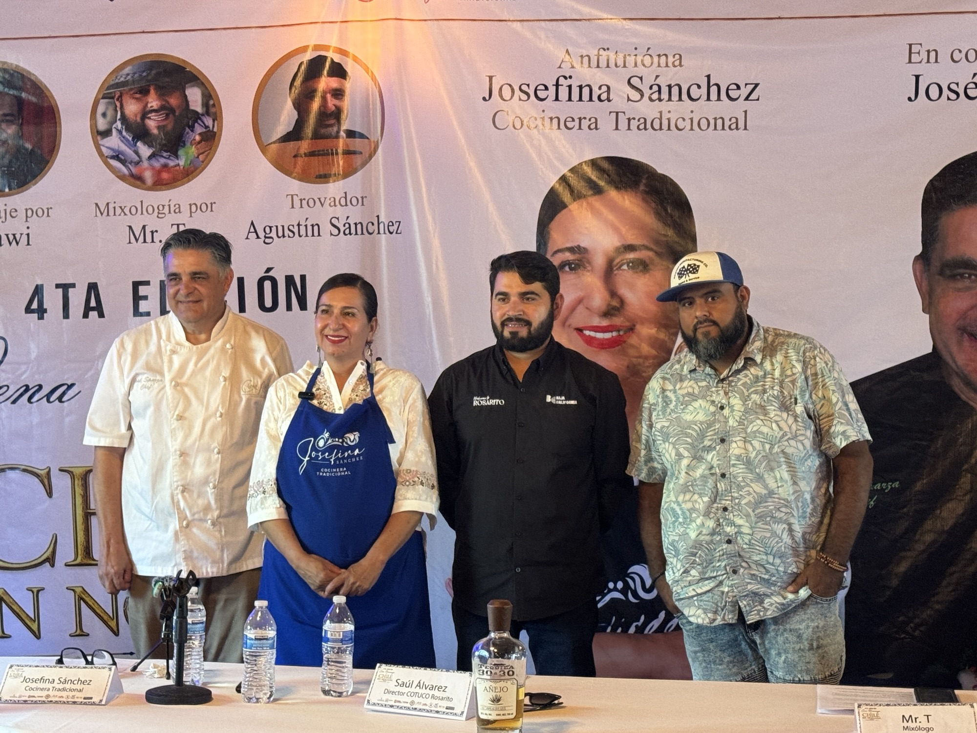 PREPARAN CENA HOMENAJE Y… ¿TRAGO DE CHILE EN NOGADA?