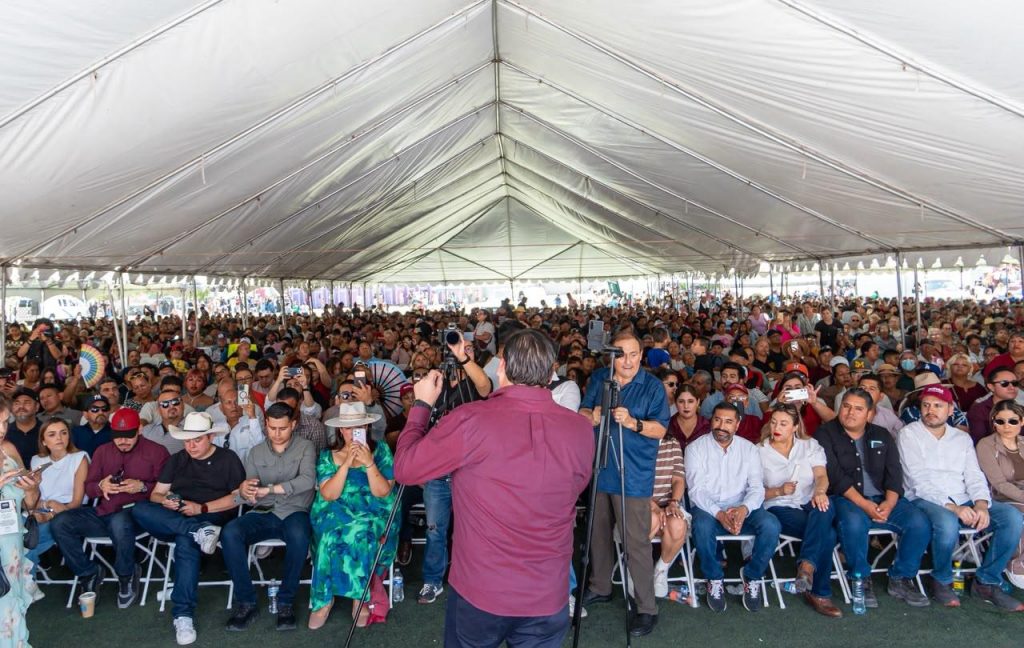 ISMAEL BURGUEÑO ENCABEZA ASAMBLEA SOBRE LA TRANSFORMACIÓN Y SOBERANÍA NACIONAL.