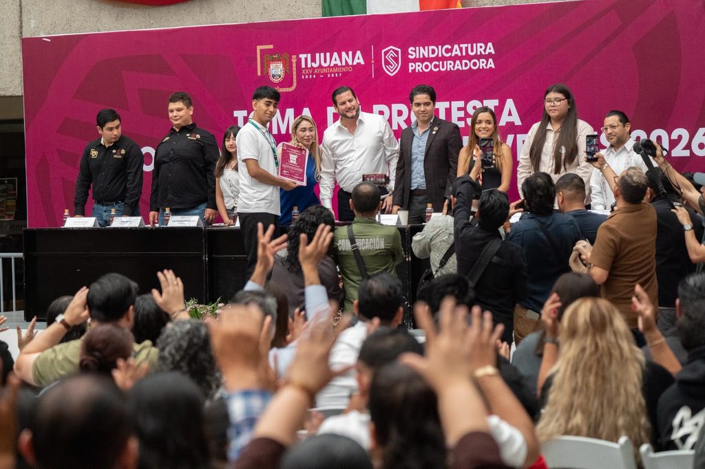 TOMAN PROTESTA 240 JÓVENES COMO COMISARIOS SOCIALES JUVENILES EN TIJUANA
