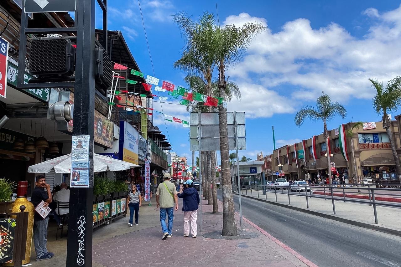 TIJUANA VIVIÓ NOCHE PATRIA CON MILES DE PERSONAS Y SALDO BLANCO