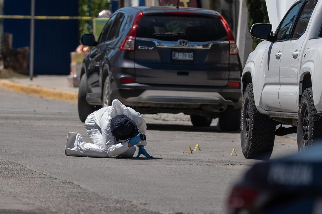 ASESINAN A HOMBRE A UN COSTADO DE PLAZA COMERCIAL EN PLAYAS DE TIJUANA