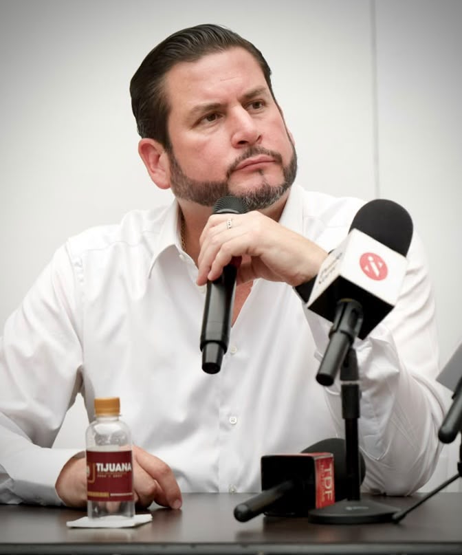 BURGUEÑO CONFIRMA QUE BUSCARÁ LA REELECCIÓN EN TIJUANA