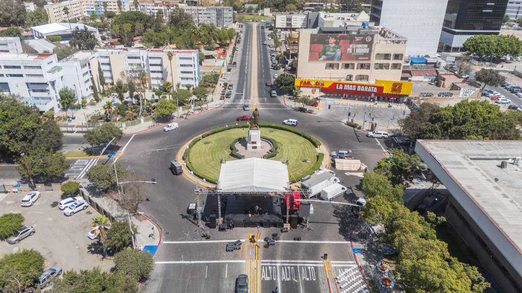 CIERRE DEL PUENTE INDEPENDENCIA GENERA TRÁNSITO INTENSO EN ZONA RÍO