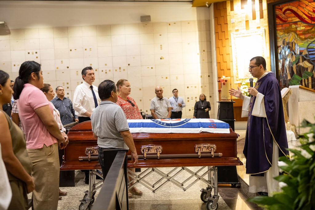 DESPIDEN EN TIJUANA A OCTAVIO FAVELA, PERIODISTA Y FORMADOR DE GENERACIONES