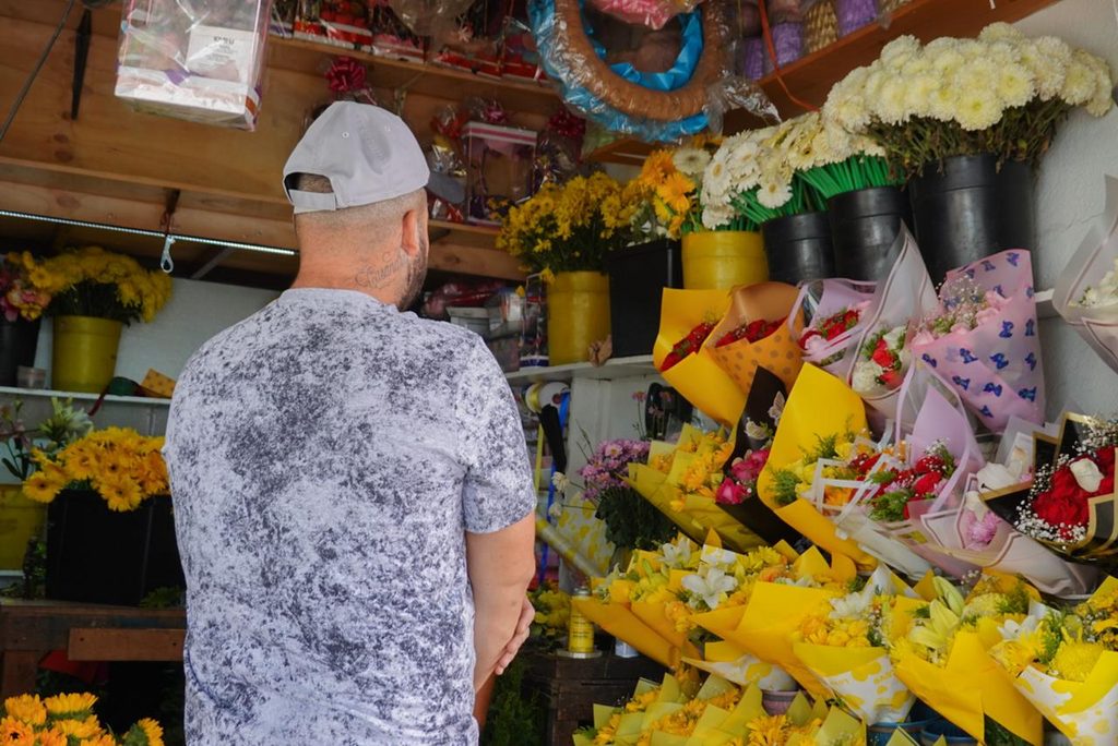 FLORES AMARILLAS AUMENTAN LAS VENTAS EN FLORERÍAS DE TIJUANA